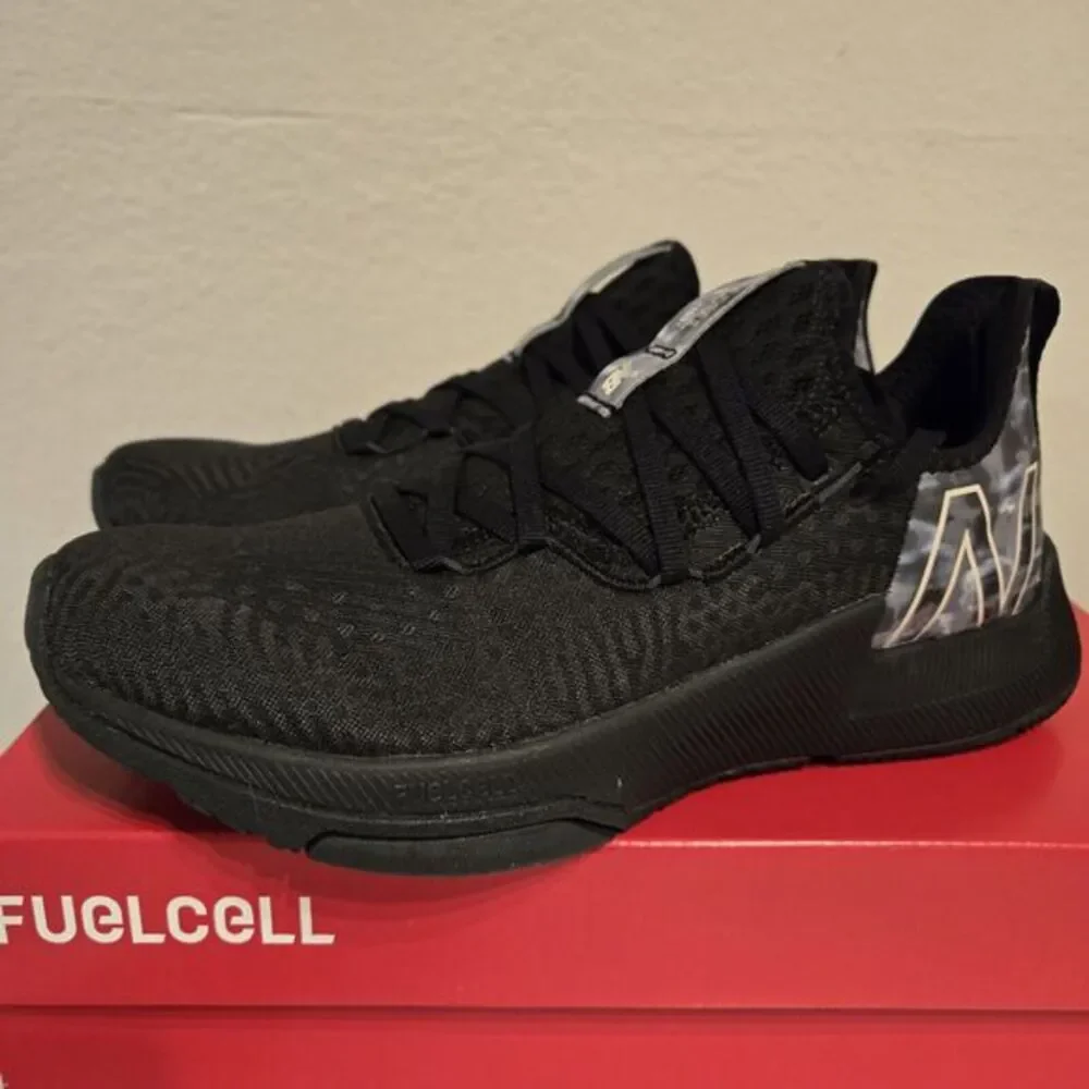 New Balance FuelCell 100 WXM100PK Trainer US Women's Size 8 B NEW Black‎ Pink